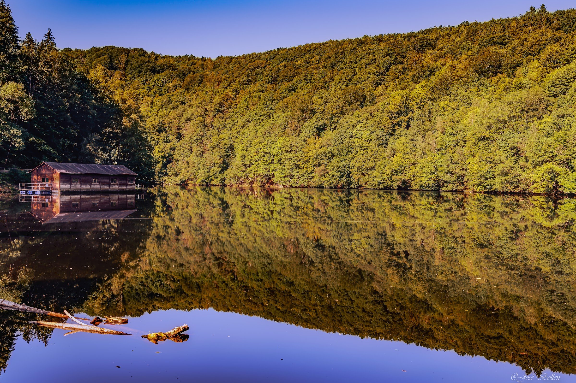 Barrage de Nisramont (Lac de Nisramont)